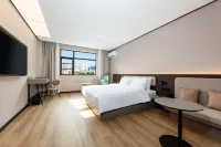 Hanting Hotel (Huanggang Huangmei Pengtai Department Store) Hotels in Huangmei