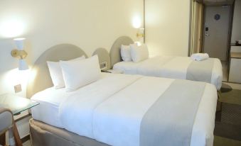 Louis Kienne Hotel Pemuda