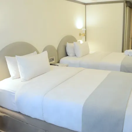 Louis Kienne Hotel Pemuda