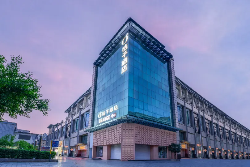 Orange Hotel