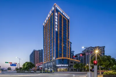 Country Inn & Suites by Radisson, Jiujiang BALIHU International Automobile City
