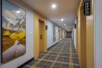 Huaxi Business Hotel