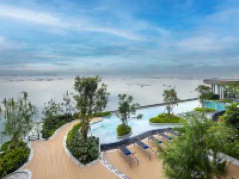 S Sriracha Hotel & Residence Hotels in Si Racha