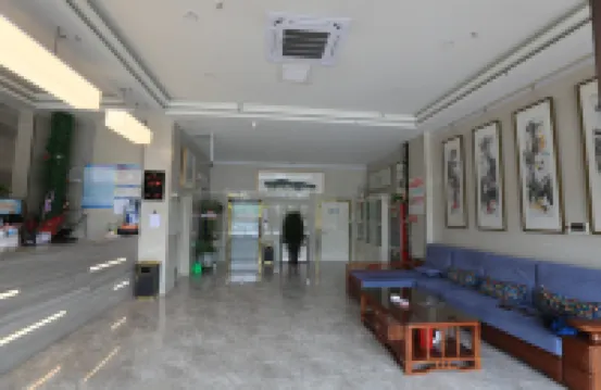 GreenTree Inn Smart Select Hotel (Xingtai Station Branch)