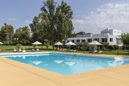 Amalia Hotel Olympia Отели в г. Олимпия