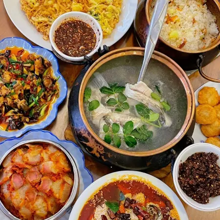 Fuxianhu Shuyu Guesthouse