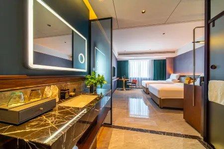 Zhanjiang Xingyuan Hotel Отели рядом с достопримечательностью «Longhaitian Island»