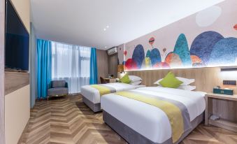 Jifen Qingchen Hotel (Yongkang Jiuling West Road Baolong Plaza)