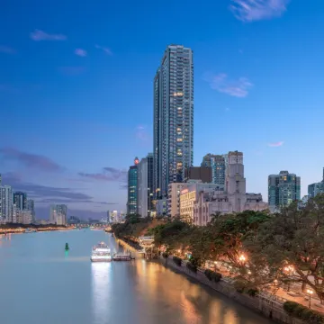 Yimi Apartment (Guangzhou 13 Hangyi De Road Subway Station)