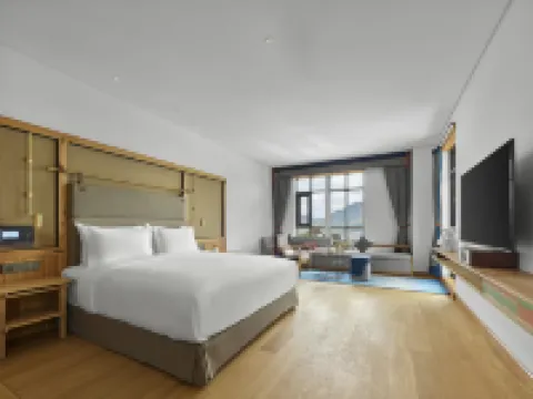 茶馬道香格里拉ラックスホテル（獨克宗古城）