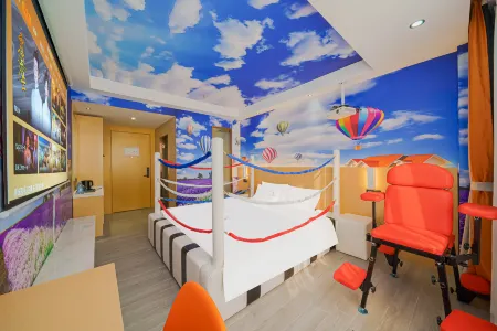 OUSHANG HOTEL