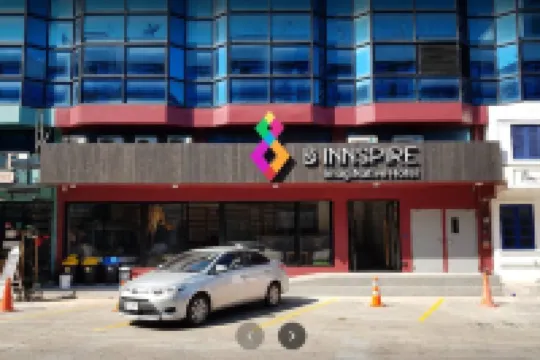 B Innspire Hotel Hoteles cerca de X2 Chiang Mai North Gate Villa