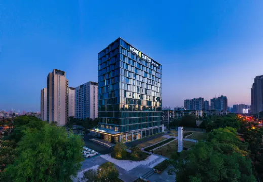 Home2 Suites by Hilton Wuhan High-speed Railway Station Qingshan