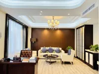 Shengyu Tianlun Hotel - parcheggio