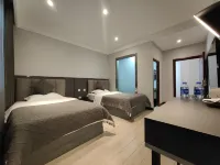 Yuncheng New District Business Hotel (Yanhu International Airport)