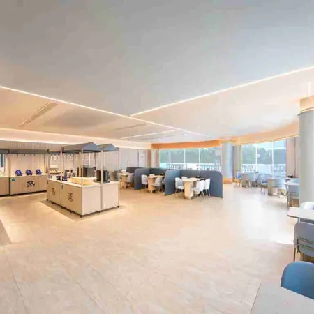 HanTing Hotel (Xinxiang Changyuan Lianhua City Square)