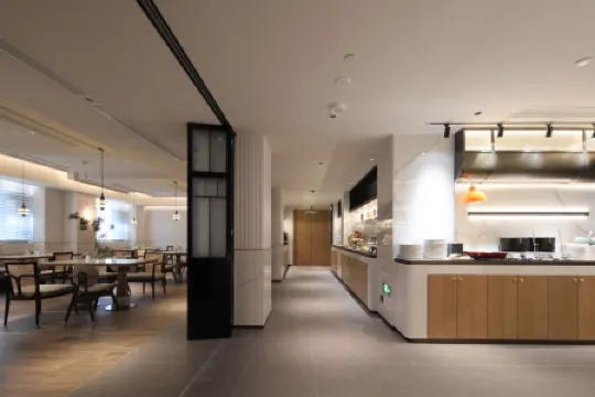 Atour X Hotel, Yan'an Road, Wulin Square, West Lake, Hangzhou Отели рядом с достопримечательностью «Wanshouting»