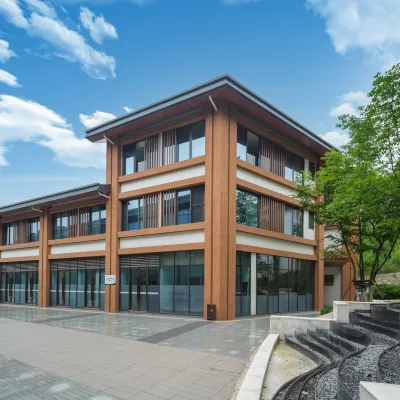 BLOSSOM STOCKADE YA'AN Hotels near Mengding Mountain