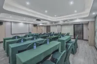 Lvshuiqingshan Homestay