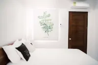 1949 Dreamy Home Hotels in 