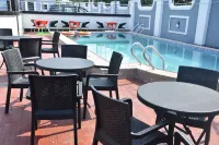 New Point Hotel and Suites - Pools