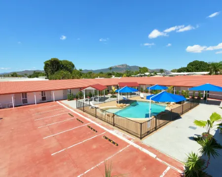 Monte Carlo Motor Inn Hotels in Rosslea