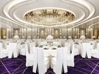 Glee Hotel Hotels near Runda