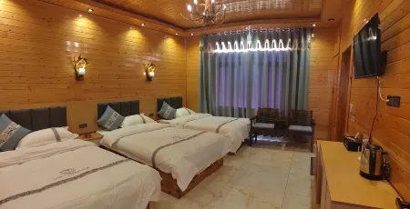 Mohe Shancheng Xiaoyuan Homestay (Beiji Village)