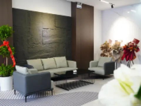 윈두오 호텔 (자오쭈오 서역)