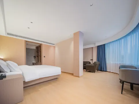 Zhongjing Elegant Hotel (Xi'an Mingcheng Wall Railway Station Subway Station) Отели рядом с достопримечательностью «Vanguard (Xi'an Taihua Road Shop)»