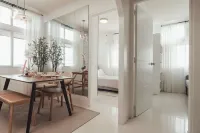 Modern Luxe Condo Unit in Cavite Hotels in Bacoor