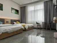 Hefeng Shuaishuaijia Homestay