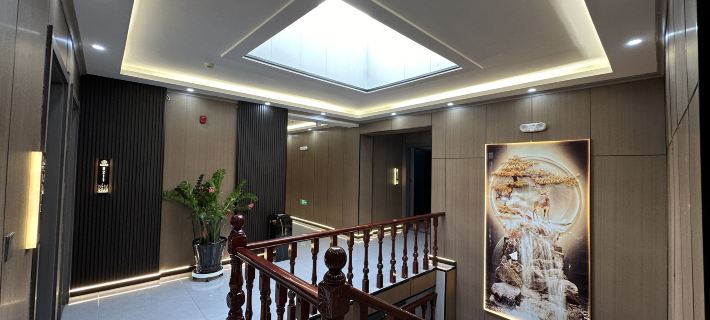 Tianyi Hotel (Mohe Ballroom) Hotel di Mohe