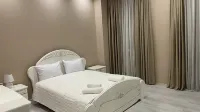아스토리아 호텔 즈그디디  호텔