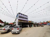 OYO 91005 MY Gunung Budget Hotel Hotels in Telong