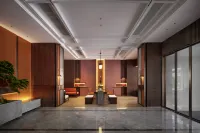 Tongxiang Puyuan International Trade Center Maison New Century  Hotel - موقف سيارات