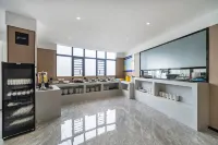 Elong Anyun Hotel（Fuchuan Park Building Ethnic Culture Square Branch）