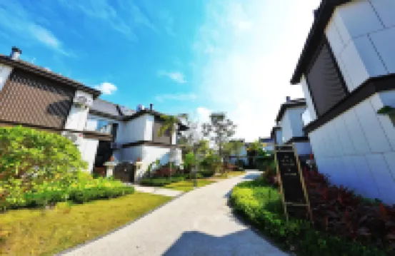 擁雨·YungYu雨林私享獨棟別墅（景洪高鐵站店） 酒店