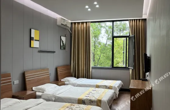 戈輝•明雲居青年旅舍（華山玉泉院店）