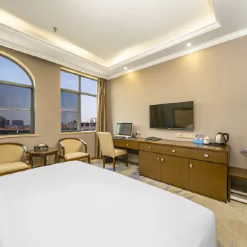 Leping Century King Hotel