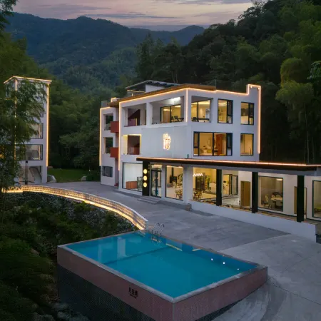 Yeshizi Shanye Suxi Family Vacation Homestay (Moon Bay Scenic Area)