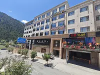 Diebu Dongmi Light Luxury Hotel Hotel in zona CPC Tewo County Committee Party School