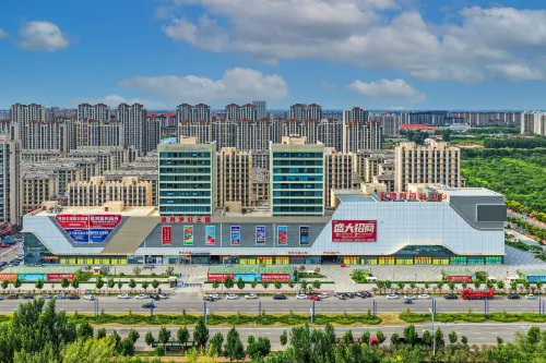 Magnotel Hotel (Deli Commercial Center Branch, Hejian Yinghua School) - parking