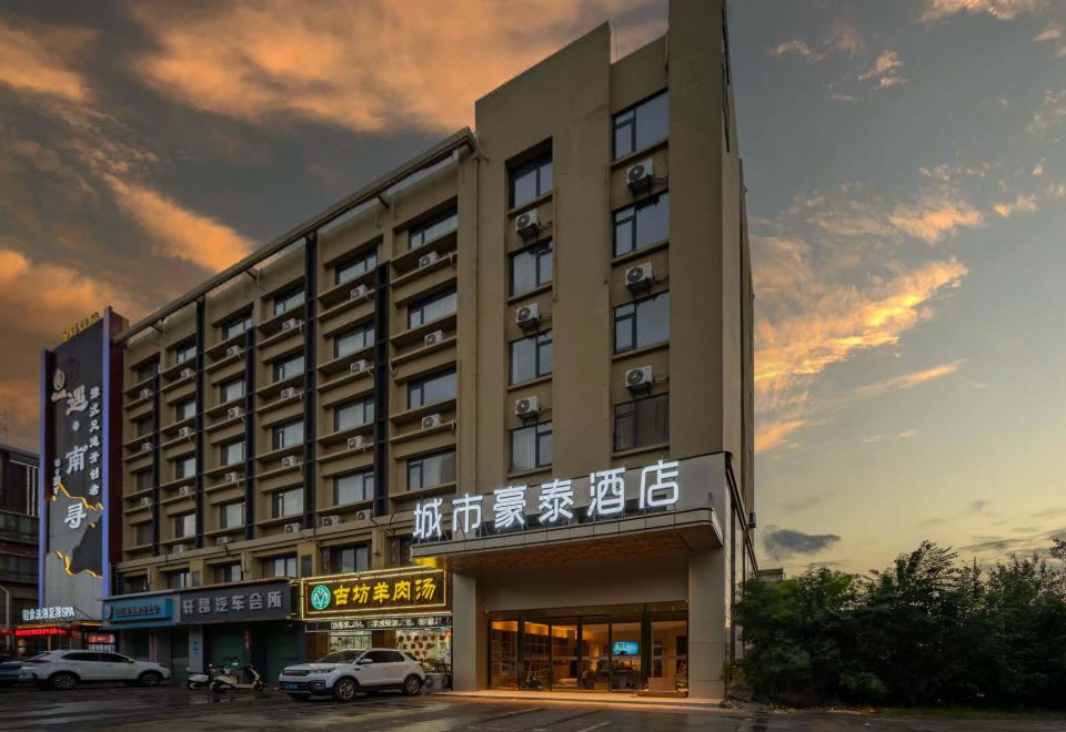 hotel overview picture