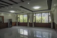 丹巴遇上拉姆措民宿