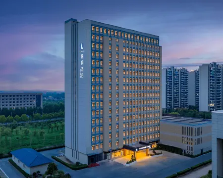 Lavande Hotel (Xuancheng Langxi County Government Guogou Plaza) Hotels in Langxi