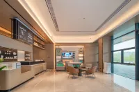 Echarm Hotel (Maoming Xinyi Convention Center Douzhouli Cultural and Creative Street) - Parkering