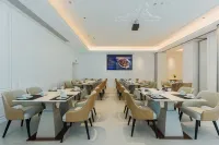 Vienna International Hotel (Tiantai Jigong Former Residence Scenic Area) - เปิดใหม่