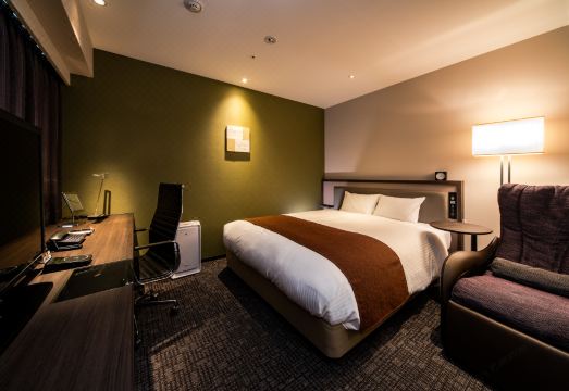 다이와 로이넷 호텔 지바 에키마에 로비