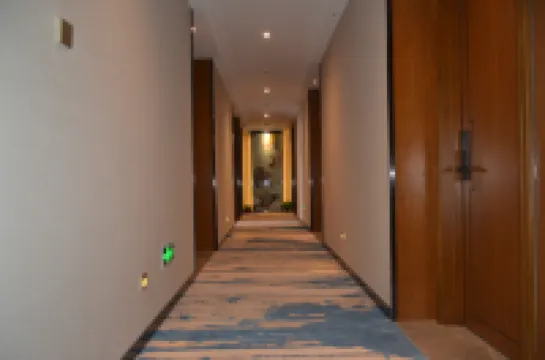 多倫漢博精品賓館（龍澤湖公園店）